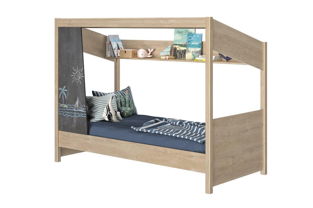 Luce huisbed met spullen